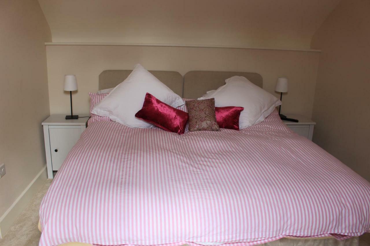 The Old Bakery Barn Bed & Breakfast Pattishall Luaran gambar