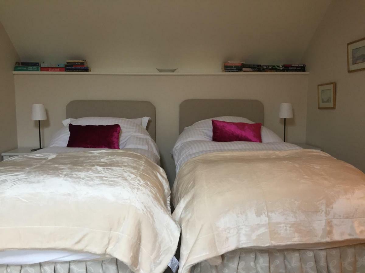 The Old Bakery Barn Bed & Breakfast Pattishall Luaran gambar
